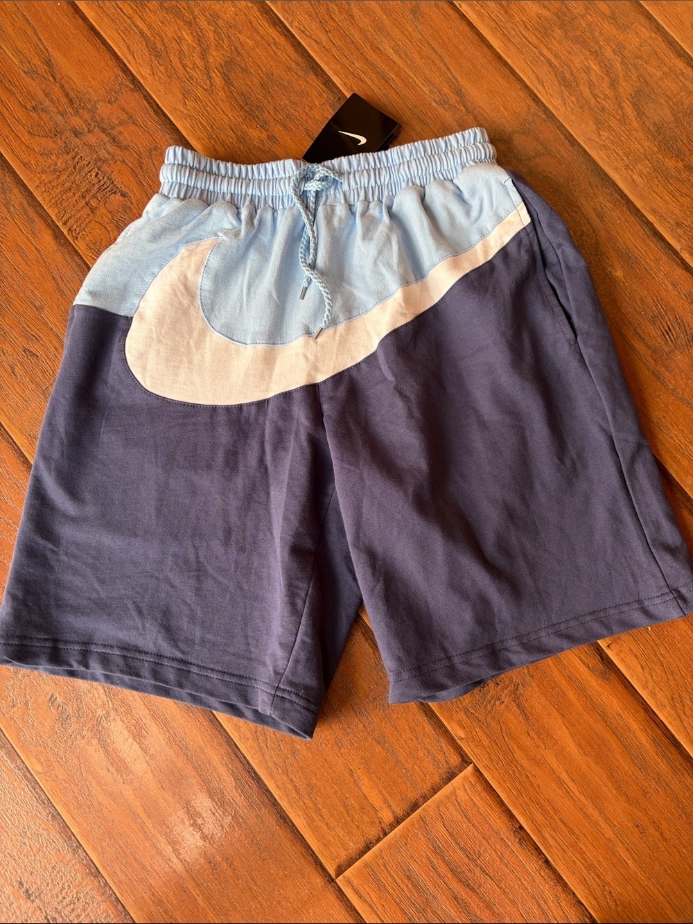 NWT Nike Men's Light Blue and Navy Swoosh Athletic Shorts Size M